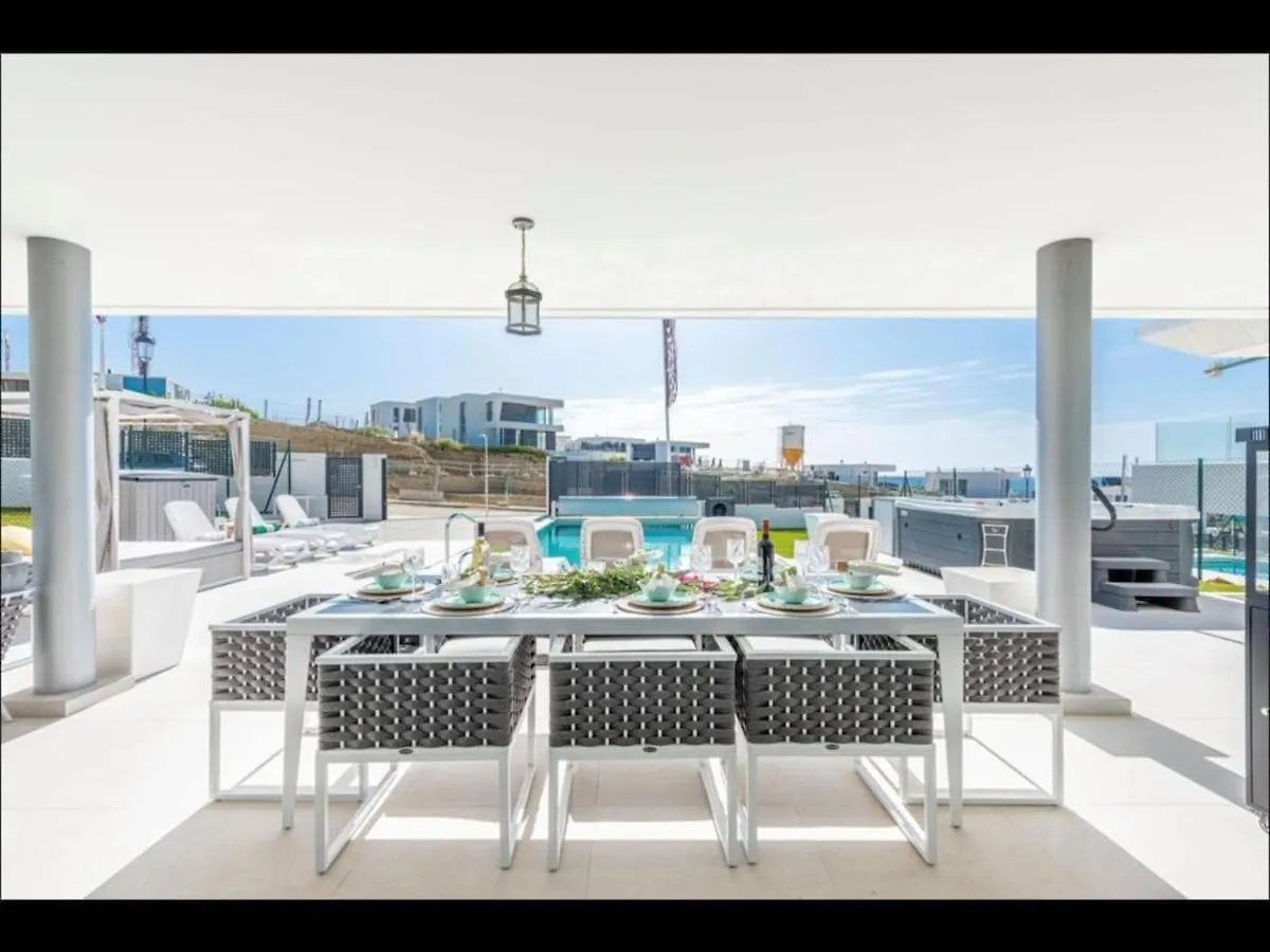 Villa Olivia Manilva İspanya